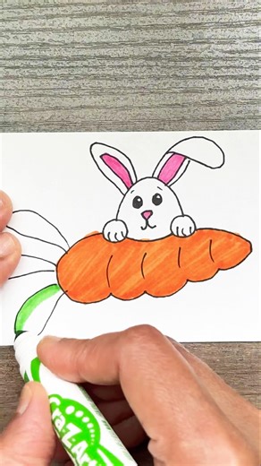 Let’s draw an Easter Bunny 🐰🥕