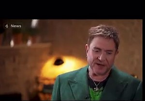 Simon speaks to Channel 4 News about Duran Duran, still touring and more -watch the entire interview here : https://duran.io/3ZcmNep 📺 | Duran Duran