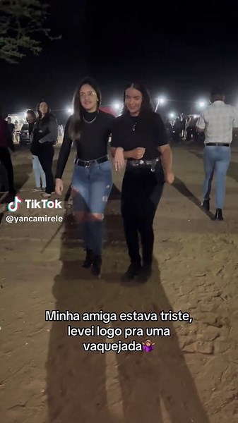 Vaquejada: Alegria com Amigas na Vaquejada