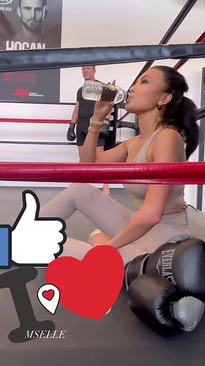 #staycool #StayConnected #MSELLE #BULLIVANT #brandingambassador #IANJACOBS #brandambassador #mselleluxuryfashion #MZELLE #movingforward #brisbane #queensland #australia #photographer #model #shooting #movieclips #filmmaker #filmlife #foryourpagereels. #foryoupageviralシ゚ #thankyou #msellefans #loveyouall #MASSIVE THANKS TO DARREN & #HIMBROW #entertainment #love #my #manager #and #all #our #powerful #energetics #teamwork | Mzelle Bullivant