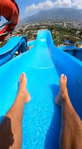 This Water Slide Went HORRIBLY Wrong… 😱 #trending #youtubeshorts