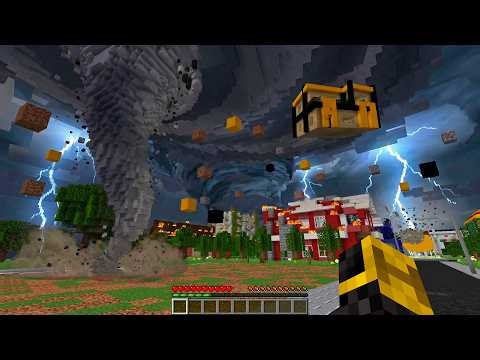 A TORNADO Destroys the CITY of SILVERVILLE in MINECRAFT 😱