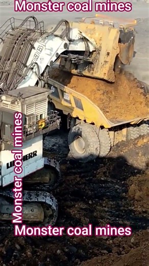 LIEBHERRER 996 SHOVEL LOAD IN HAUL DUMPER #heavyequipment #excavator #bachoeloader #liebherrexcavato