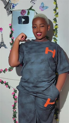 Hii Design: Fun Lipsync Challenge