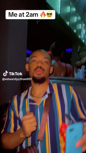 “2 AM: Carefree vibes 🌙✨ 7 AM: Work mode on 💼🌞 #fyp #vira #trendingvideo #sierraleonetiktok🇸🇱 @BEN🍭🧃 @Tizz😎 @TRAVIS_LAWRENCE🧃200 @Cuteness001🤓