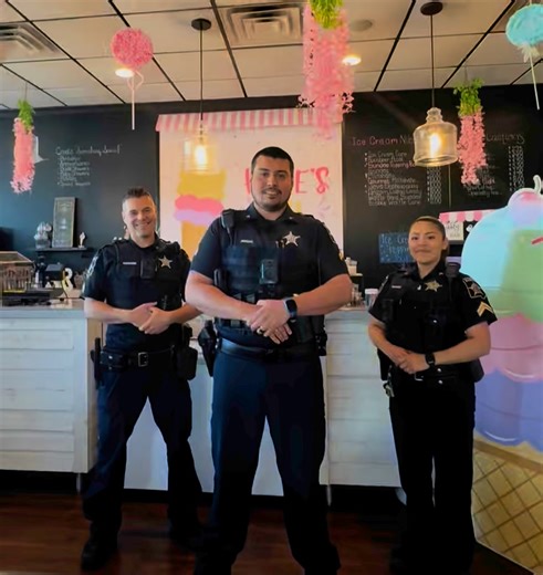 Please join the Dupage County Sheriff's Office at Mapleberry Pancake House in Carol Stream for our “Tip a Cop” event to raise money to support Illinois Special Olympics. The event will take place on Sunday May 18 th from 7am - 1 pmHope to see you there!! | DuPage County Sheriff's Office