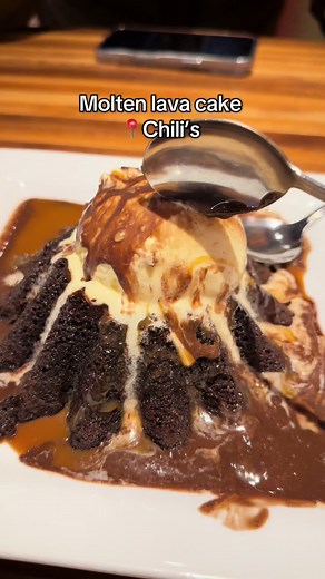 Delicious Molten Lava Cake Recipe at Chili's