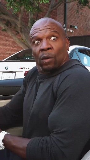 Making my way down… the sewer w/ @TwistedPennywise 🎈🎈🎈