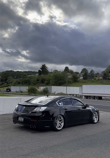 Acura TL: A Detailed Look at 4th Gen Models