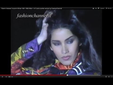 "Gianni Versace" Fashion Show Autumn Winter 1991 1992 Milan Fashion Week Pret a Porter Women 1 of 3