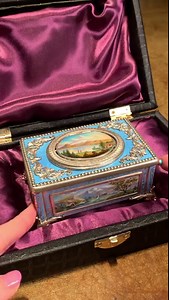 3.3K views · 250 reactions |    One of the rarest examples of a mechanical bird box ever seen, this extraordinary box features not one, but two brilliantly colored love birds. #msrau #birdbox #doublebirdbox #fineart #antiques #antiqueboxes #antiquebox #birdbox #musicalbox #antiquemusicbox #enamel #enamelbox #silvergilt #antiquecollector #musiccollector #musical #luxury #luxuryshopping #luxurygifts #antiquemarket #antiquecollector #arthistory #gildedage | M.S. Rau | Facebook