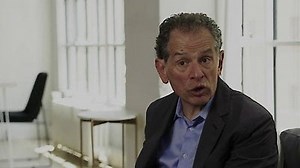 Watch Robert Durst: An ID Murder Mystery Season 1 Episode 1 - Bobby's Girls