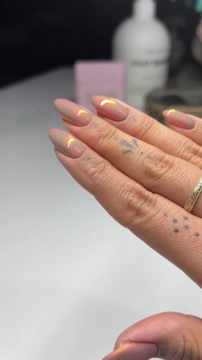 Groovy Nail Art Tutorial with Tiny Gel Toppings