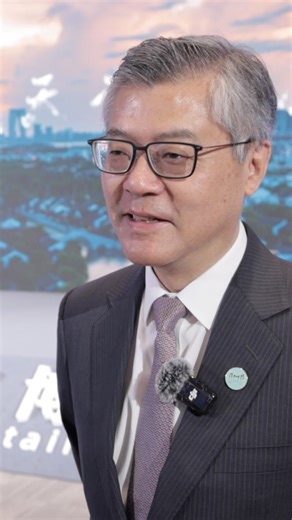 Jay Xu, Director Emeritus of the Asian Art Museum of San Francisco, reveals the insider secret to capturing the attention of international audiences through an exhibition's story. #Suzhou #APEC2025 #ChinaTravel #ChinaTour | China Plus Culture