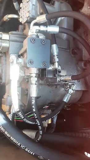 Hitachi ex200-2 pump conversion