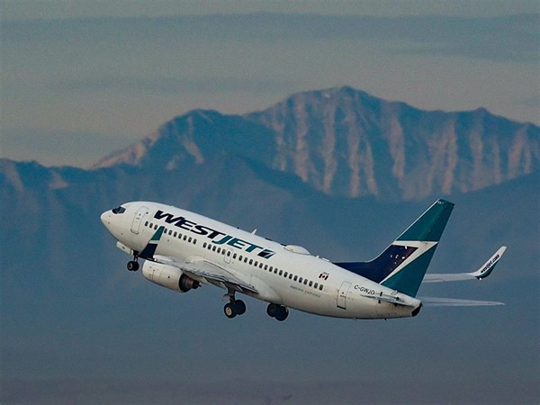 WestJet's multibillion-dollar Max 10 order from Boeing could face delays as aircraft awaits certification