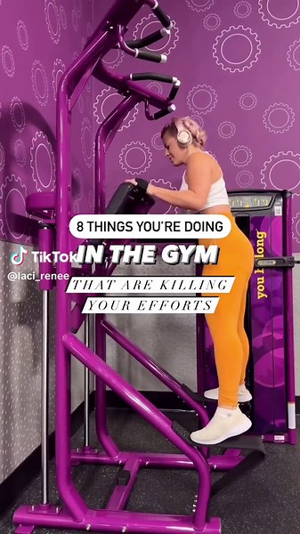Also: Using the Same Weight/Reps every workout instead of progressive over loading (I did a video recently explaining how ti do progressive overload simply). Not tracking your progress in multiple ways. Theres free downloads for this in my 🔗. 💕 #beginnergymtips #beginnergymnast #gymworkoutsforwomen #howtogym #howtogrowmuscle #glutegainstips
