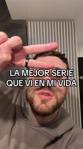 Después me agradecen kpos 🫡🫡 Alguien ya la vio?? Que opinan?? #series #recomendaciones #netflix #factos #lascosascomoson