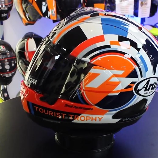 Arai RX-7V EVO IOM TT 2025 Helmet 🏁 🎯 Limited availability. Don’t miss your chance to own this iconic piece of TT history. Shop Now: https://www.thevisorshop.com/en/Arai-RX-7V-EVO-IOM-TT-2025-Helmet #TTRaceFans | Isle Of Man TT Race Fans