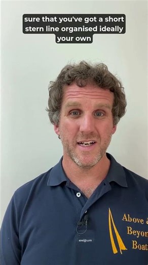 How Do I Dock a Single-Engine Boat Without a Bow Thruster?