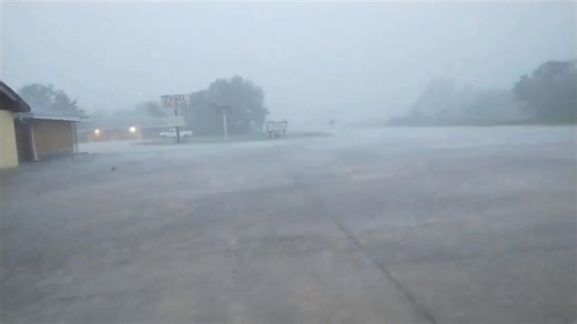 Storms brings hail and 61 MPH wind to Oklahoma