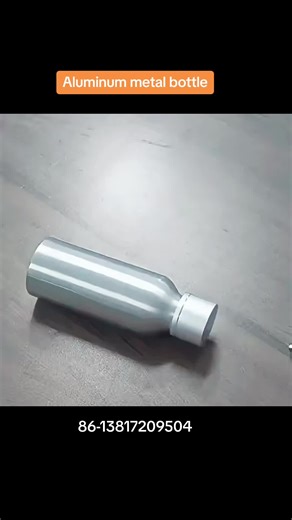 Aluminum metal bottle,wear resistant and impact resistant. #aluminumbottle #aluminummetalbottle #spraybottle #travelspraybottle #aluminumbottle #cosmeticbottle#packagingbottle #travelpackagingbottle #bottlepackaging #essentialoilbottle