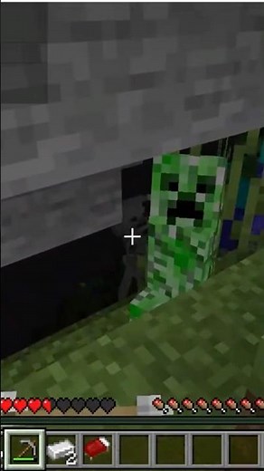 The creeper explosion #minecraft #minecraftmemes #minecraftsurvival