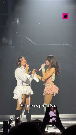 Sweet words from AITANA to CHIARA OLIVER at her ALPHA concert 💙