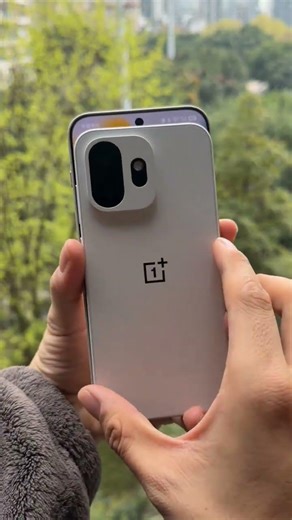 OnePlus 13T vs OnePlus 15 🔥 Full Comparison – Worth the Upgrade?