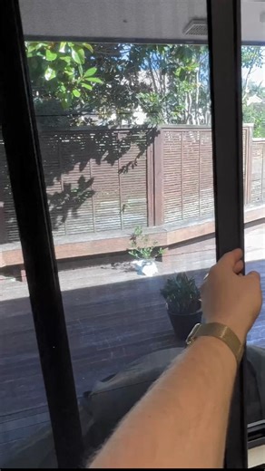 ✨ Smooth, Practical & Good Looking Watch the Venette retractable pleated insect screen in action—gliding effortlessly to keep bugs out while letting fresh air in. 烈 Perfect for doors and windows, it retracts neatly to one side when not in use. Custom made for your home! #HomePlusNZ #VenetteScreen #InsectScreen #CustomMadeForYourHome #SmartDesign #HomeImprovement #KiwiHomes | HomePlus | Facebook