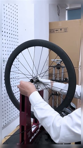 AERO50Ⅱ Road Wheel Assembly Step 7 :Final quality inspection.#icancycling #aero50