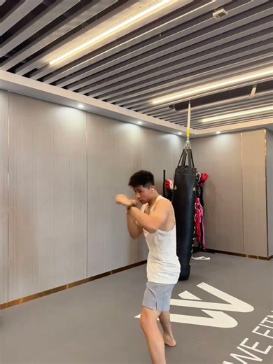 Unlock Basic Boxing Skills: A Beginner's Guide to Real Combat