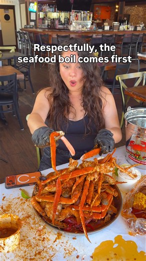 I can’t hear my phone over the sound of cracking crab legs 🤷🏻‍♀️