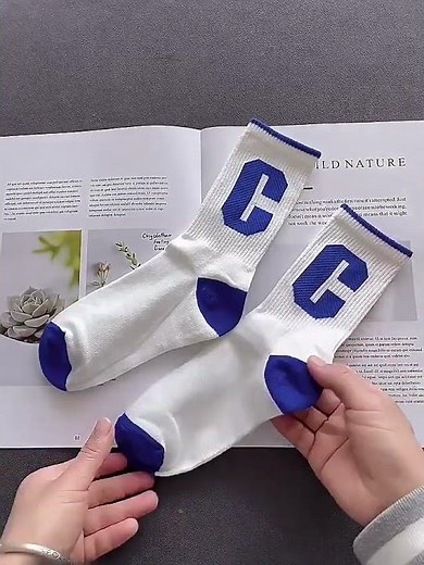 Elevate Your Socks: Custom Logo + Small - Batch Customization – Perfect for Brands, Gifts & More