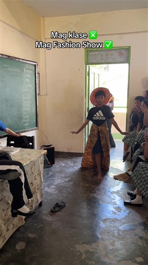Fun Fashion Show in the Classroom!