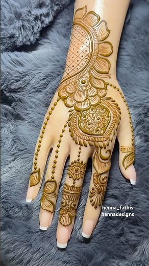 Backhand Mehendi Design #henna #mehndi #mehendi #mehndidesign #music #newsong #hennaart #ytshorts