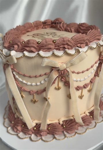 Baby Shower Cake Decorating Tutorial with Piping Tips