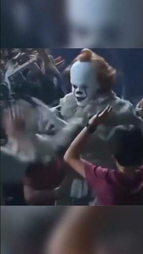 Bill Skarsgård Comforts Child Actors During IT Filming