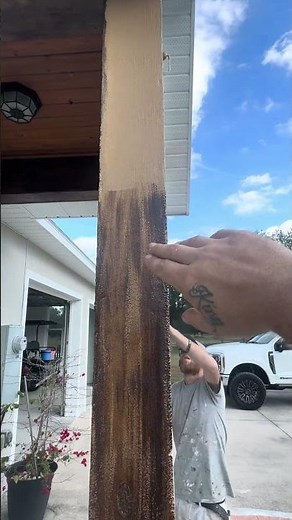 How to make stucco look like wood.