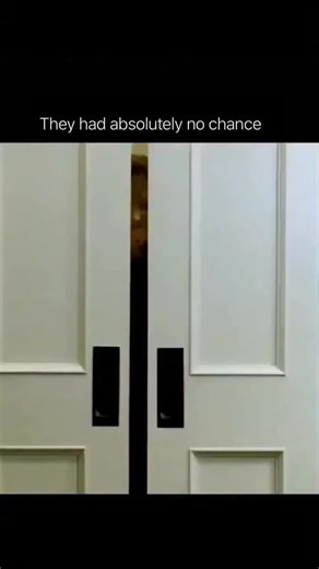 @cinematicworldhub | : Home Sweet Home Alone (2021) follows Max Mercer, a boy accidentally left home alone during the holidays, who must outwit a couple trying... | Instagram