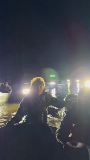 Mad at em #oosers#chenegear #wegettoduckhunt | chene hunting gear