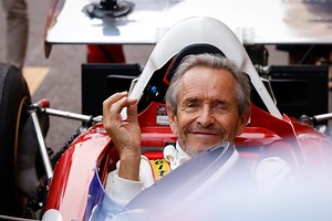 VIDÉO. Jacky Ickx prend le volant de la Ferrari 312 B2 à Monaco