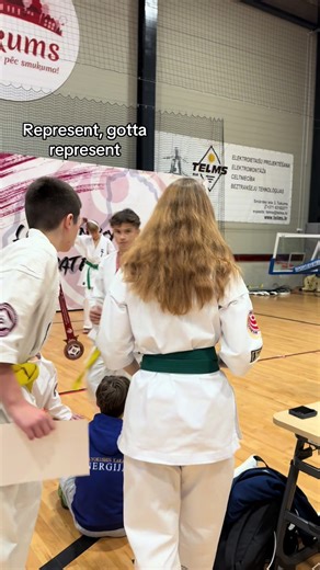 viena priesininke neatejo nezinau kodel🥲 #sports #kyokushinkarate #kumite #katakata #opponent