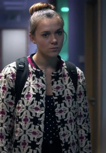 Clique S01:E01 - Episode 1