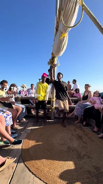 Come to Zanzibar boat party every day #myapge #ypgermany #youtube #killuazoldyck #washing