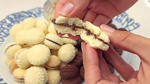 9.1K views · 108 reactions | ✨ Find out how to make the easiest and most delicious shortbread cookies you've ever seen! 殺 With just a few ingredients and a simple step-by-step process, you can create a melt-in-your-mouth recipe that's perfect for any occasion. | Good Cooking Family | Facebook