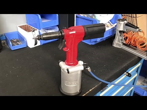 Installing Key Locking Inserts with Pneumatic Power Tools
