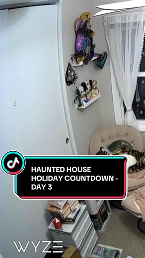 Video courtesy of @Paranormal Teej btw go watch her stuff!! | HAUNTED HOUSE HOLIDAY COUNTDOWN - welcome to day3, STRANGE LIGHTS #paranormaltok #paranormaltiktok