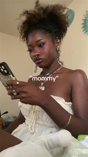 Move it boy, I’m not your mommy | yes ma'am