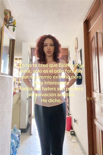 dejenla enpas #bjork#extrañoperomuyinteresante #fyp#real#under | bjork